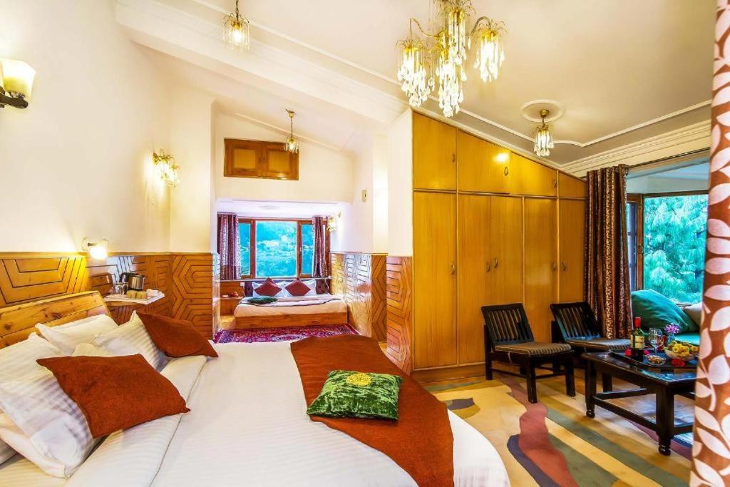 ホテルWhite Mist Manali エクステリア 写真