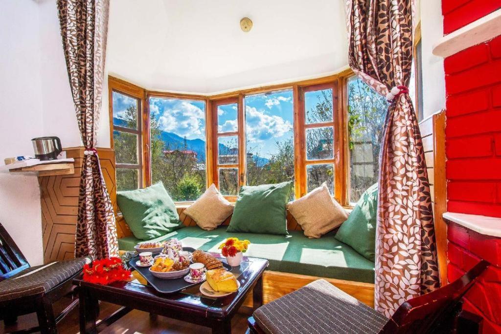 ホテルWhite Mist Manali エクステリア 写真